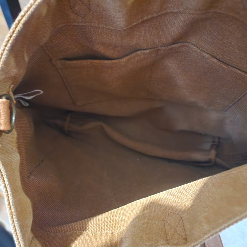 Crossbody bag